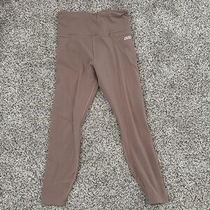 Lorna Jane Taupe Amy Capri